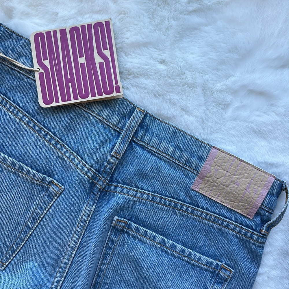 NWT MOTHER SNACKS! The Sugar Cone Sneak in All You Can Eat size 28